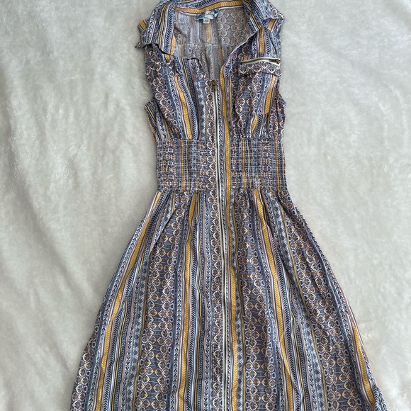 Summer dress - Picture 1 of 2